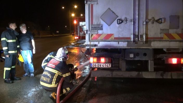 d Kırıkkale'de dinamit yüklü kamyonda yangın