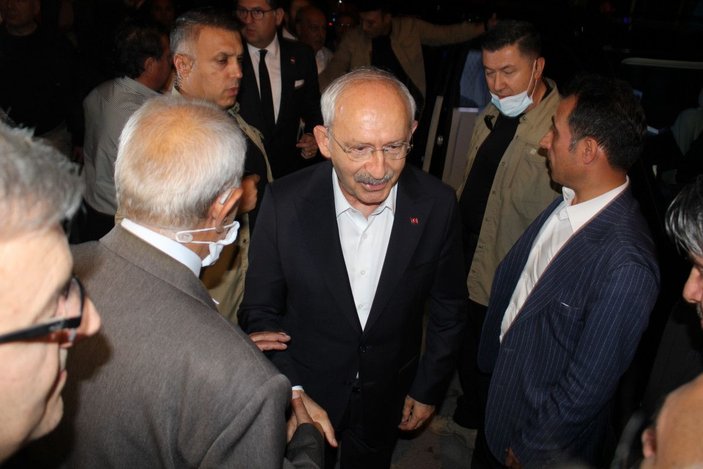 Kılıçdaroğlu, hastanede tedavi gören kardeşini ziyaret etti -5