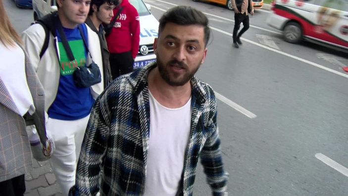 Küçükçekmece'de yayaya çarpıp kaçan sürücüyü, çevredekiler yakaladı  -6