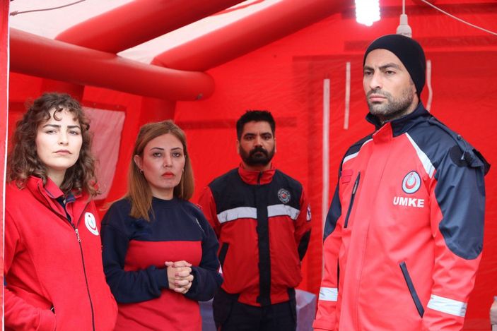 Maden ocağına ilk ulaşan sağlıkçılar, 'yaşatma' mücadelesini anlattı -8