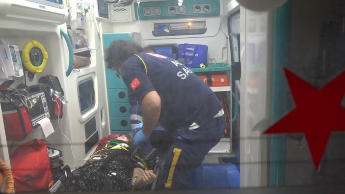 Oğluyla tartışırken terastan düştüğü iddia edilen anne, ağır yaralandı -2