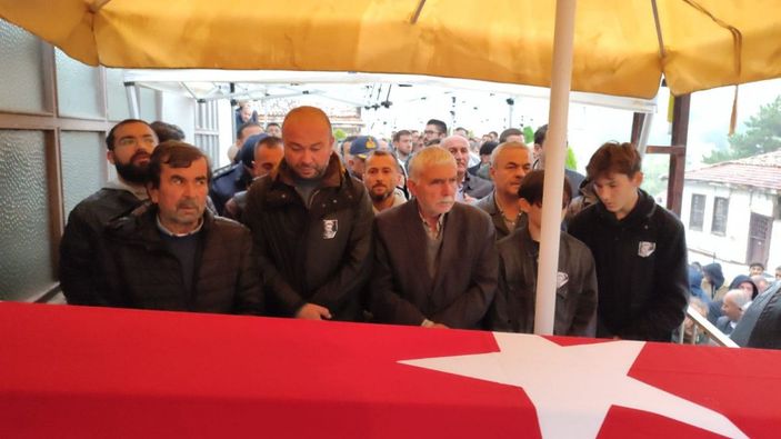 30 yıl önce grizu patlamasından kurtulan emekli madenci, oğlunun acısını yaşadı -5