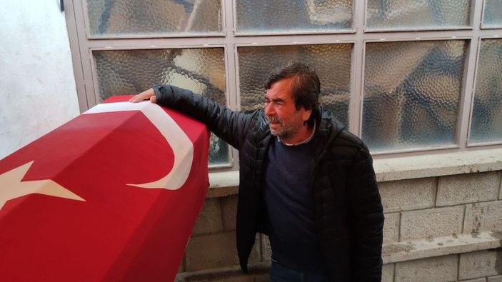 30 yıl önce grizu patlamasından kurtulan emekli madenci, oğlunun acısını yaşadı -7