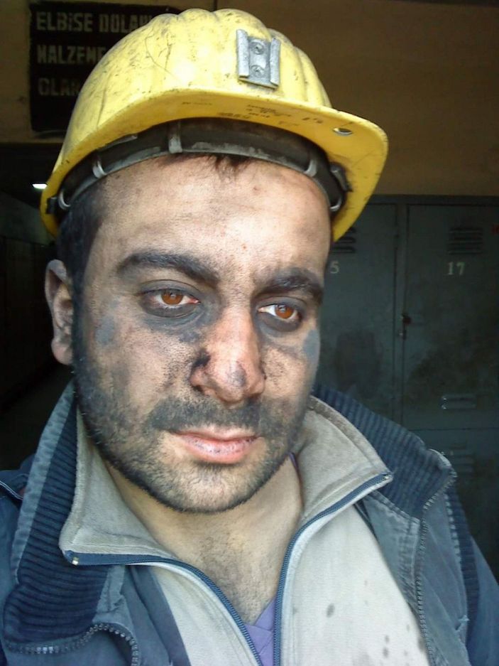 30 yıl önce grizu patlamasından kurtulan emekli madenci, oğlunun acısını yaşadı -8