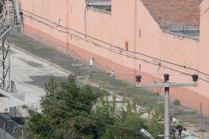 d Diyarbakır E Tipi Cezaevi boşaltılıyor; tutuklu ve hükümlüler nakledildi -4
