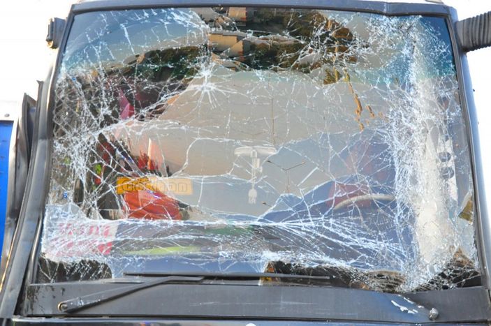 Manisa'da zincirleme kaza: 24 yaralı -8