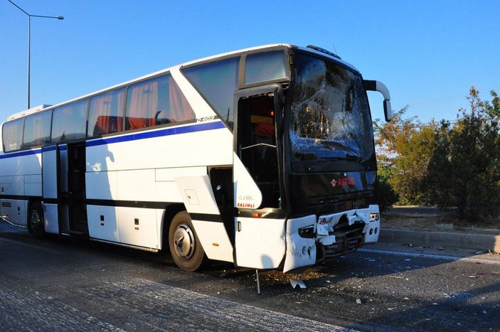 Manisa'da zincirleme kaza: 24 yaralı -7