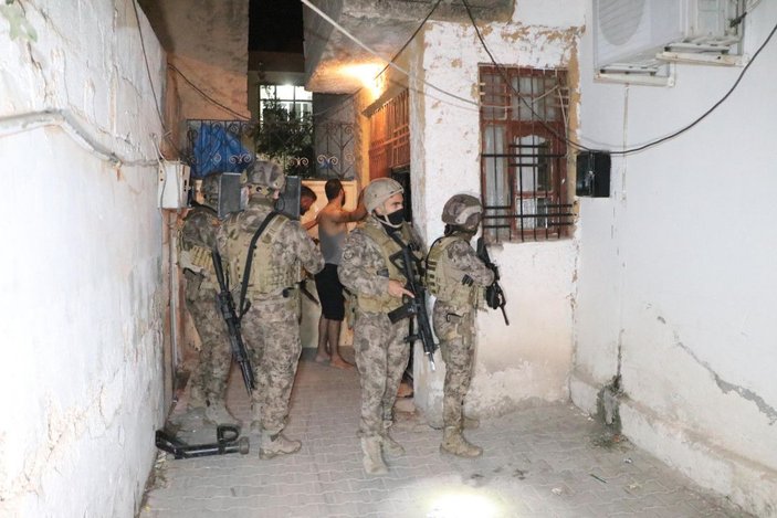 Şanlıurfa’da 350 polis ile 'torbacı' operasyonu: 48 gözaltı -1