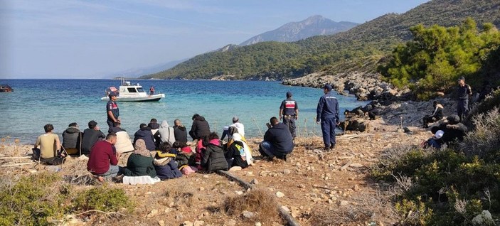 Yunan unsurlarınca geri itilen 47 göçmen kurtarıldı -1
