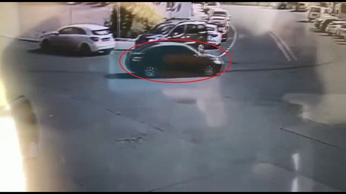 Beylikdüzü'nde müteahhitti yaralayıp parasını gasbeden ikiz plakalı şüpheliler yakalandı  -2