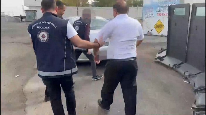 Diyarbakır'da göçmen kaçakçılarına operasyon: 11 gözaltı -1