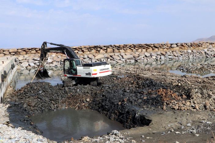 Van Gölü'ndeki balıkçı barınakları için bakanlık harekete geçti -2