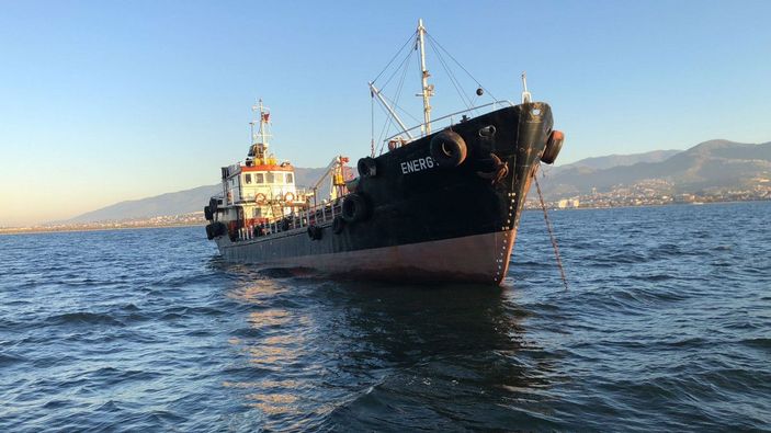 İzmit Körfezi'ni kirleten gemiye 795 bin TL ceza -2