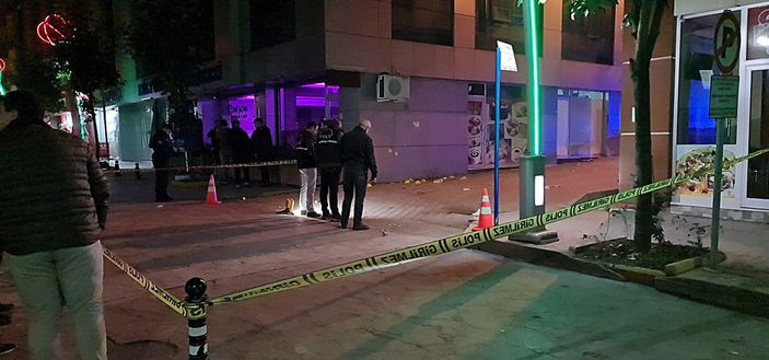 Kahvede çifte cinayet; babasını vuranı öldürdü -1