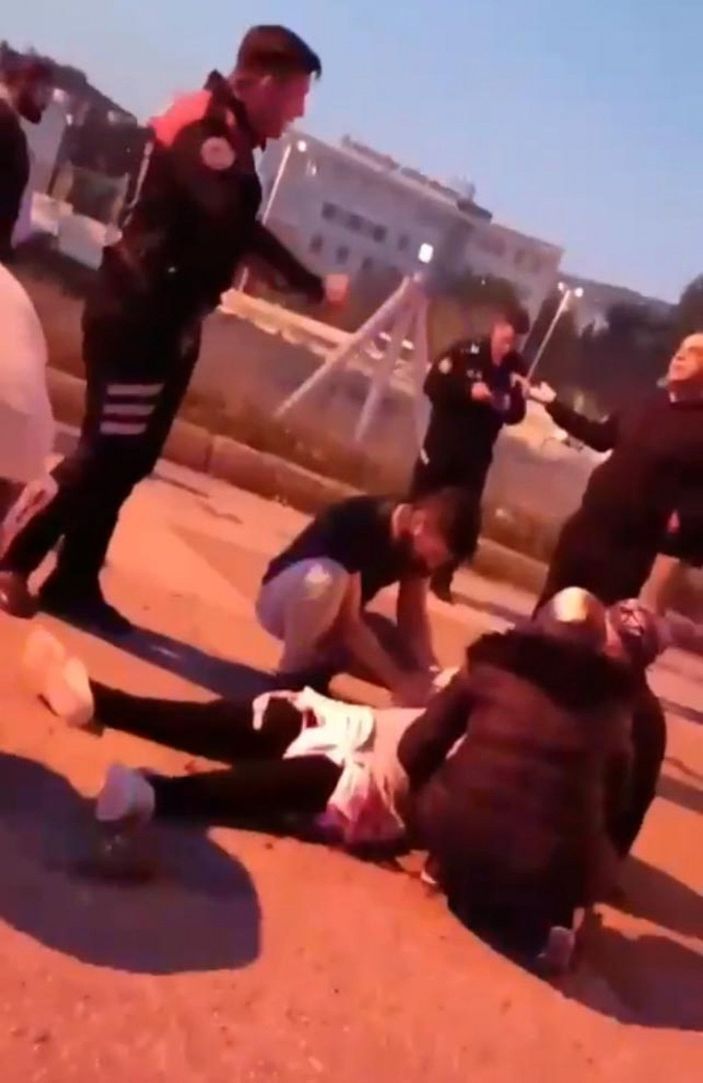 d Bekçi, boşanma aşamasındaki eşini vurdu -4