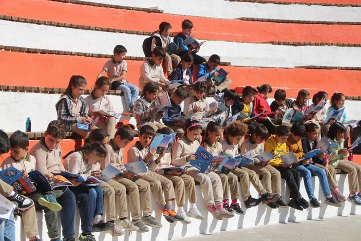 Şırnaklı öğrenciler teleskopla parçalı güneş tutulmasını izledi -5