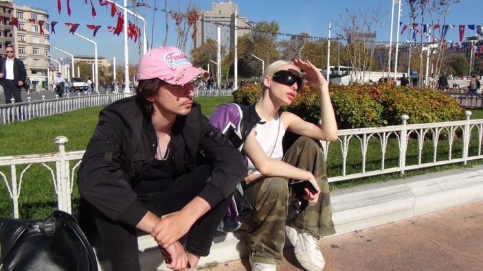 Taksim Meydanı ve Çamlıca Tepesinden güneş tutulmasını izlediler -9