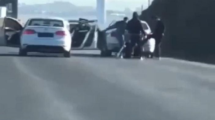Trafikte avukatı tekme tokat dövdüler -2