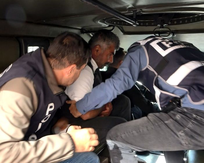 6 çocuk annesi Songül'ü tabancayla vuran eşi adliyeye sevk edildi -3