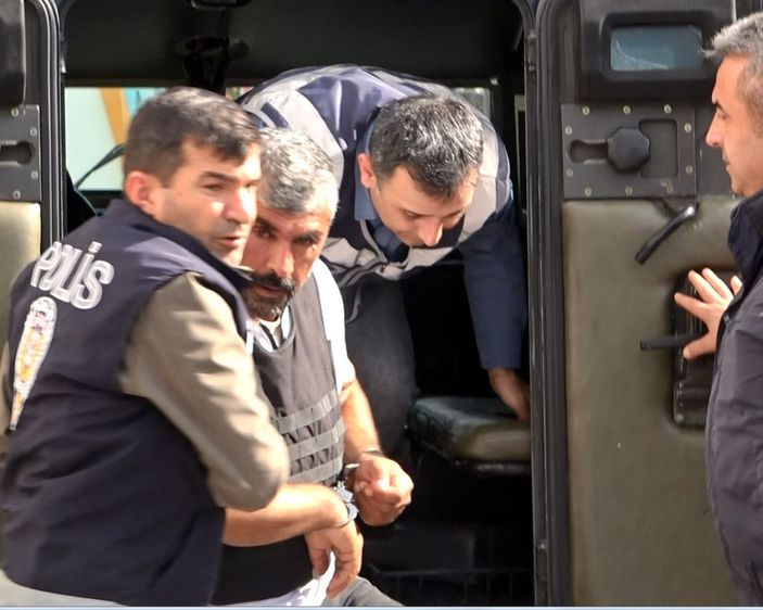 6 çocuk annesi Songül'ü tabancayla vuran eşi adliyeye sevk edildi -1