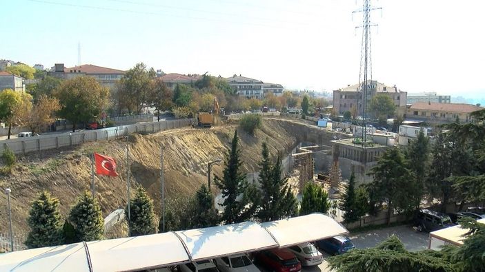 Avcılar'da korkutan çatlaklar -10