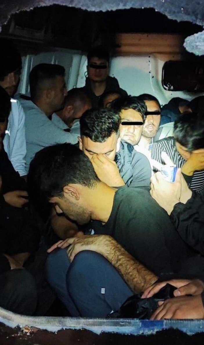 Kırklareli'de 594 göçmen yakalandı, 11 organizatör gözaltına alındı -1