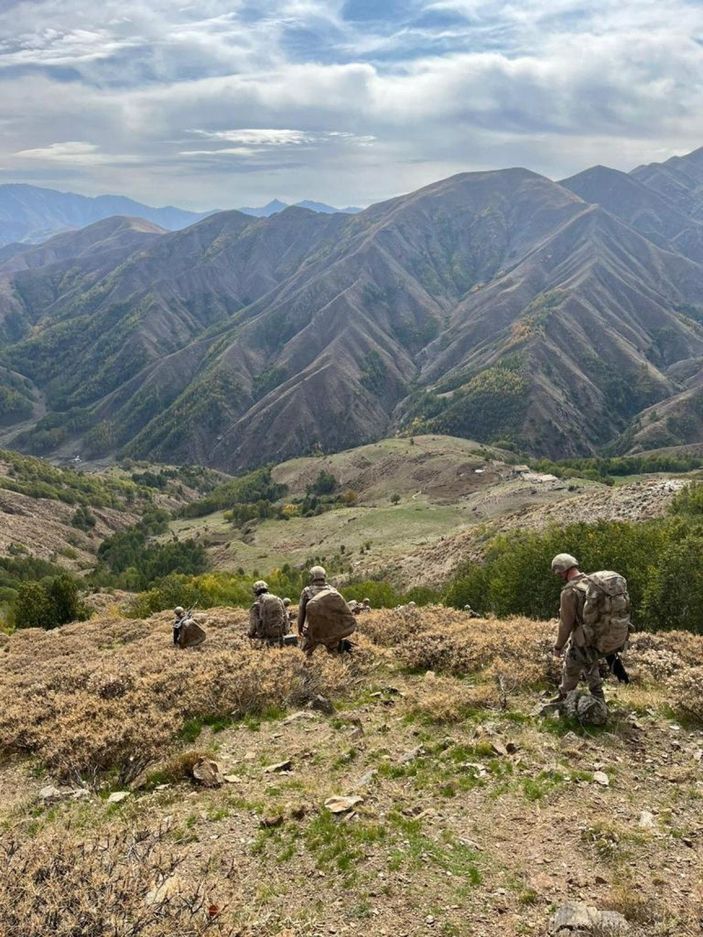 İçişleri: Muş'ta 'Eren Abluka Sonbahar Kış-5 Operasyonu' başlatıldı -2