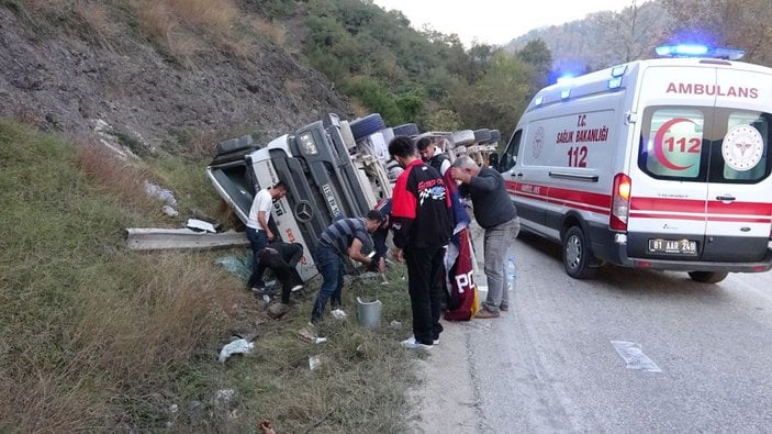 TIR devrildi, 4 yaşındaki Zeynep'in ayak parmağı koptu -2