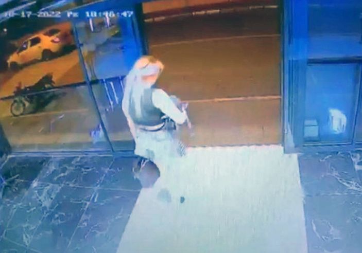 Güzellik merkezinde 8 bin TL işlem ücretini ödemeden kaçtı -1