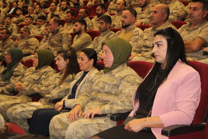 Bakan Soylu: Terör örgütüne katılım 100’ün altına   -8