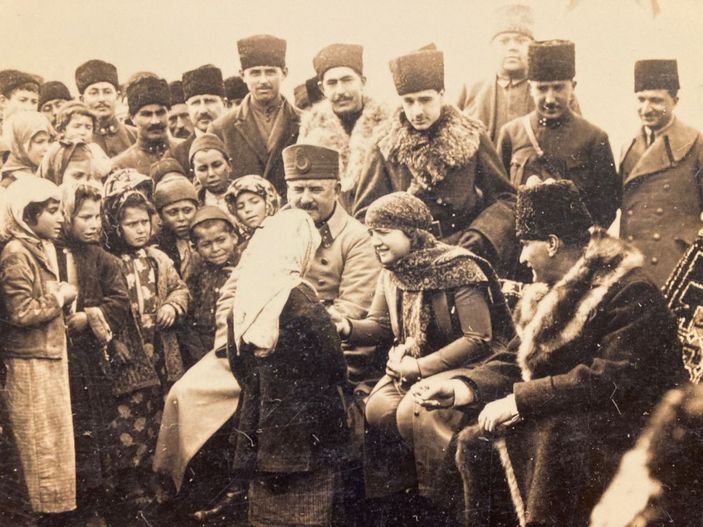 Atatürk'ün nadir bilinen fotoğrafları, 10 Kasım'a özel sergide -9