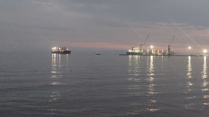 Yunanistan'dan hareket eden Liberya bandıralı yük gemisi, Tekirdağ'da karaya oturdu -5
