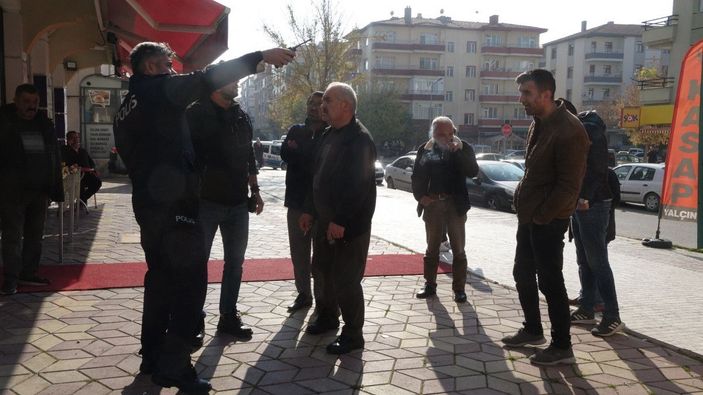 Çorum'da sokakta silahlı kavga: 2 yaralı -4