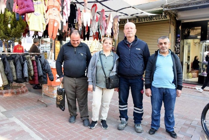 İzmir'de 82 kişiyi dolandıran kuyumcu baba-oğulun davasında; mağdurlar uzlaşma istedi -1