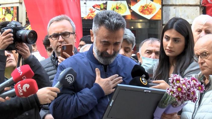 İstiklal Caddesi'nde en acı an; Eşi ve kızını kaybettiği noktaya geldi -1