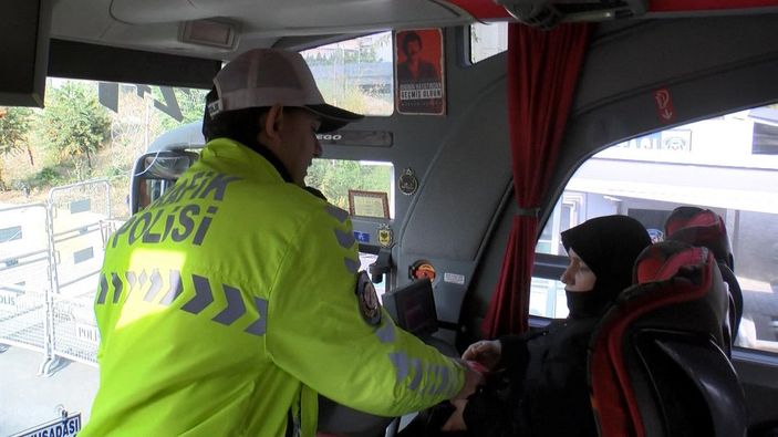 15 Temmuz Demokrasi Otogarı'nda otobüslere denetim  -7
