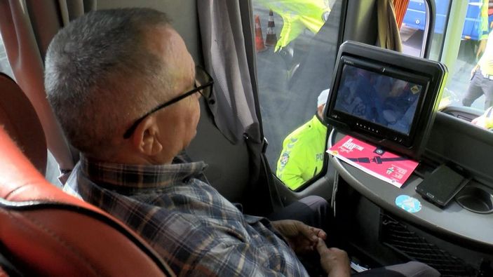 15 Temmuz Demokrasi Otogarı'nda otobüslere denetim  -9