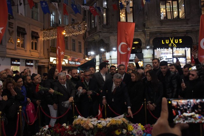 CHP heyeti İstiklal Caddesi'nde kurulan platformu ziyaret etti -1