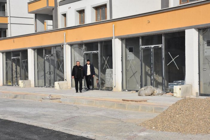 TOKİ, İzmir’de 68 işyerini açık artırmayla satışa çıkarıyor  -6