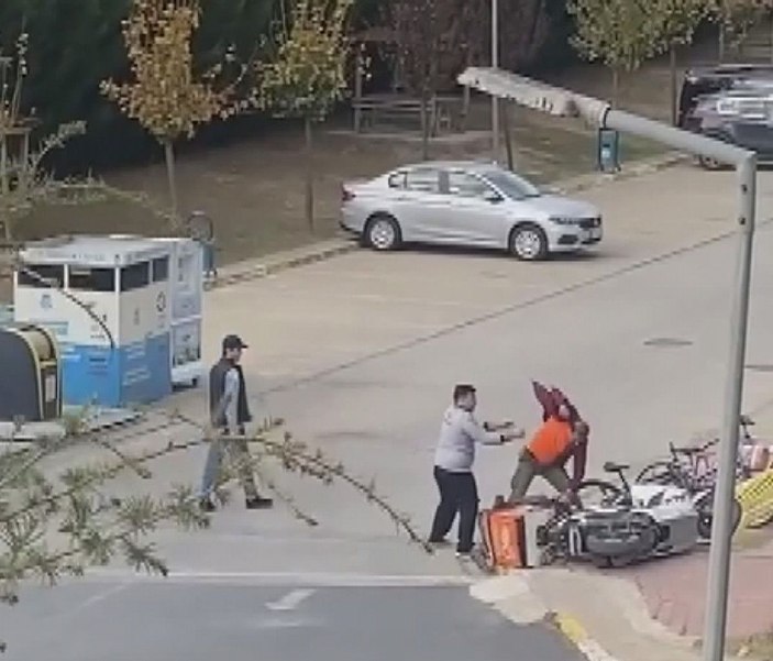 Başakşehir'de kuryeyi hastanelik eden dayak -4