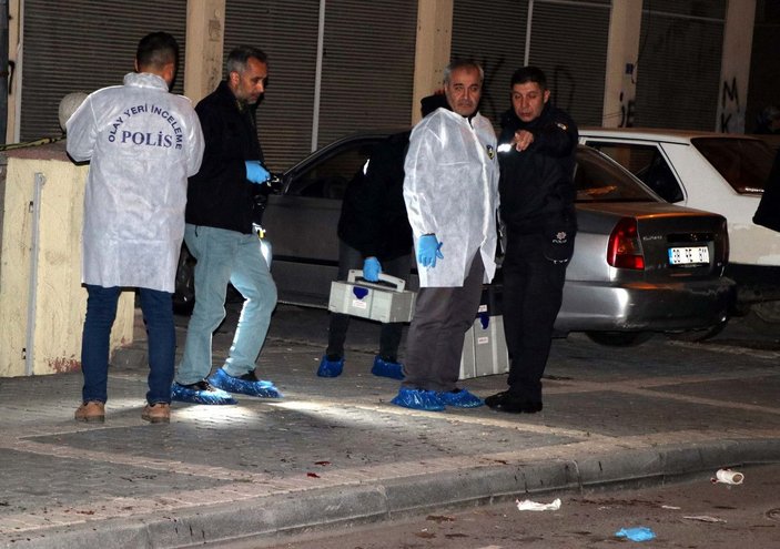 3 polis ile 1 bekçiyi bıçaklayan saldırgan hastanede öldü -2