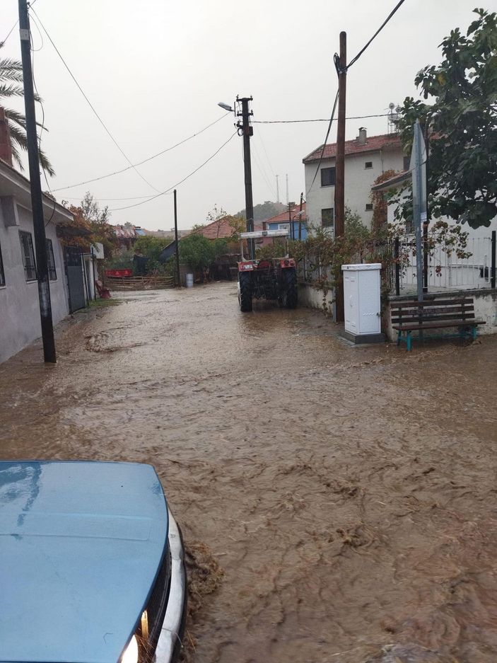 Aydın'da sağanak 6 ilçede hayatı olumsuz etkiledi -4