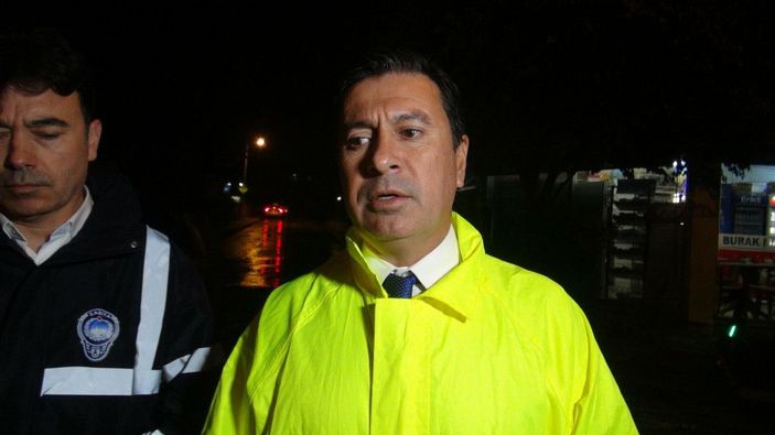 Bodrum’da sağanak hayatı olumsuz etkiledi (2) -1