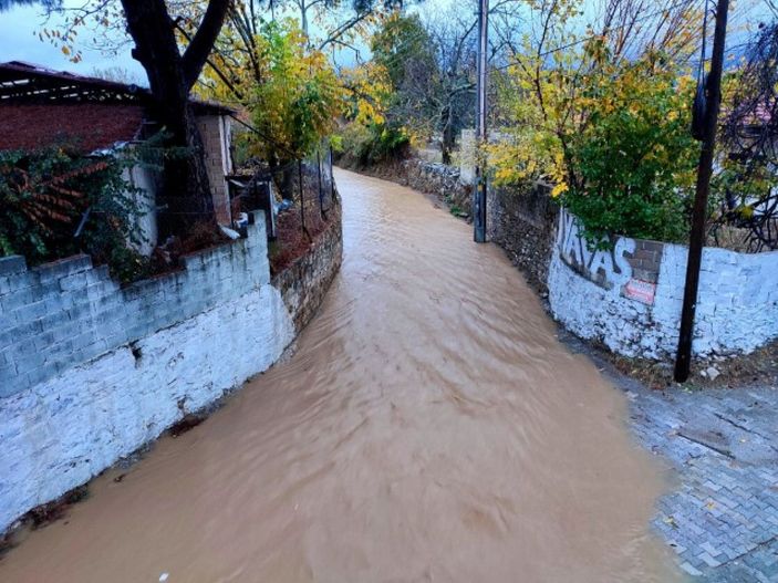 d Muğla'da 8 saatte metrekareye 28 kilogram yağış düştü -2