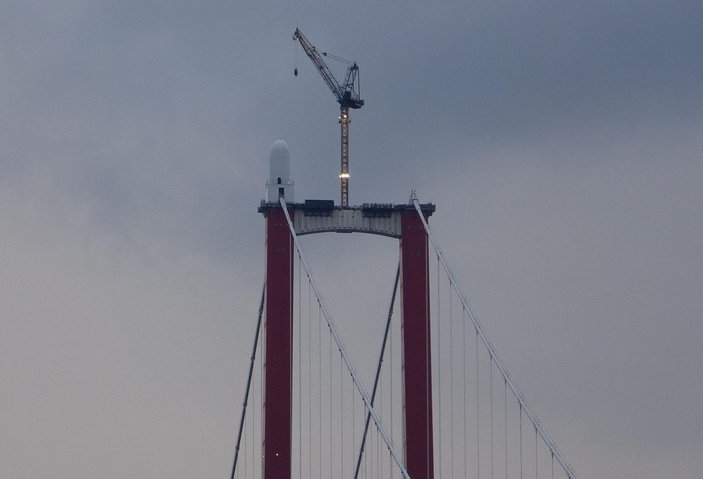 1915 Çanakkale Köprüsü'nün kulelerine Seyit Onbaşı'nın top mermisi figürleri yerleştirildi -3