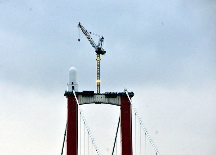 1915 Çanakkale Köprüsü'nün kulelerine Seyit Onbaşı'nın top mermisi figürleri yerleştirildi -1