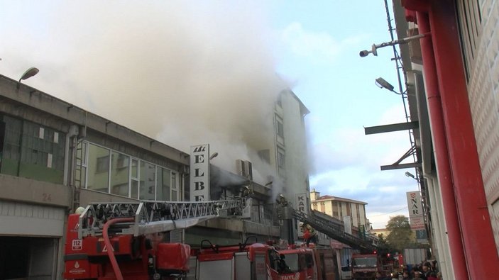 Başakşehir'de gıda fabrikasında yangın -1