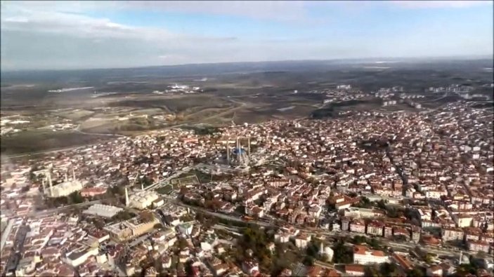 MSB, F-16’ların Edirne’de selamlama uçuşuna ait havadan görüntüleri paylaştı -4