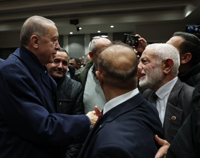 Erdoğan İstanbul'da minibüs odaları başkanları ve şoförler ile buluştu -1