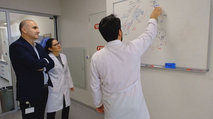 Kanser tedavisinde Türk doktorlardan tarihi buluş